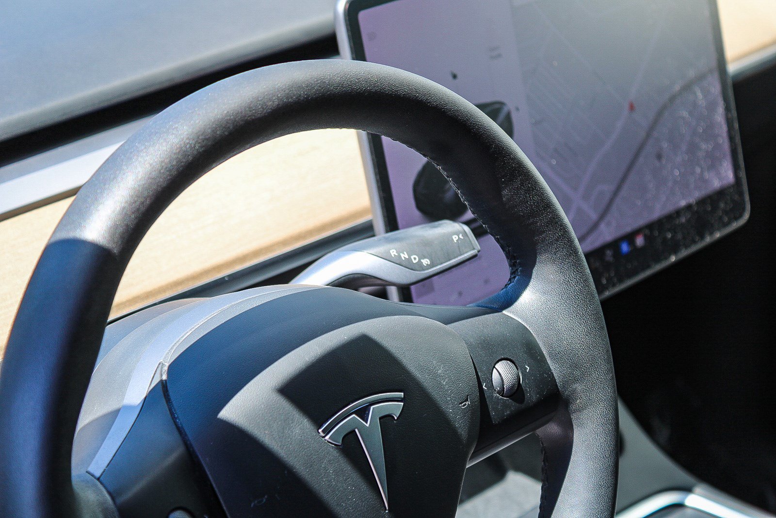 Used 2021 Tesla Model Y Long Range AWD/4WD image 21