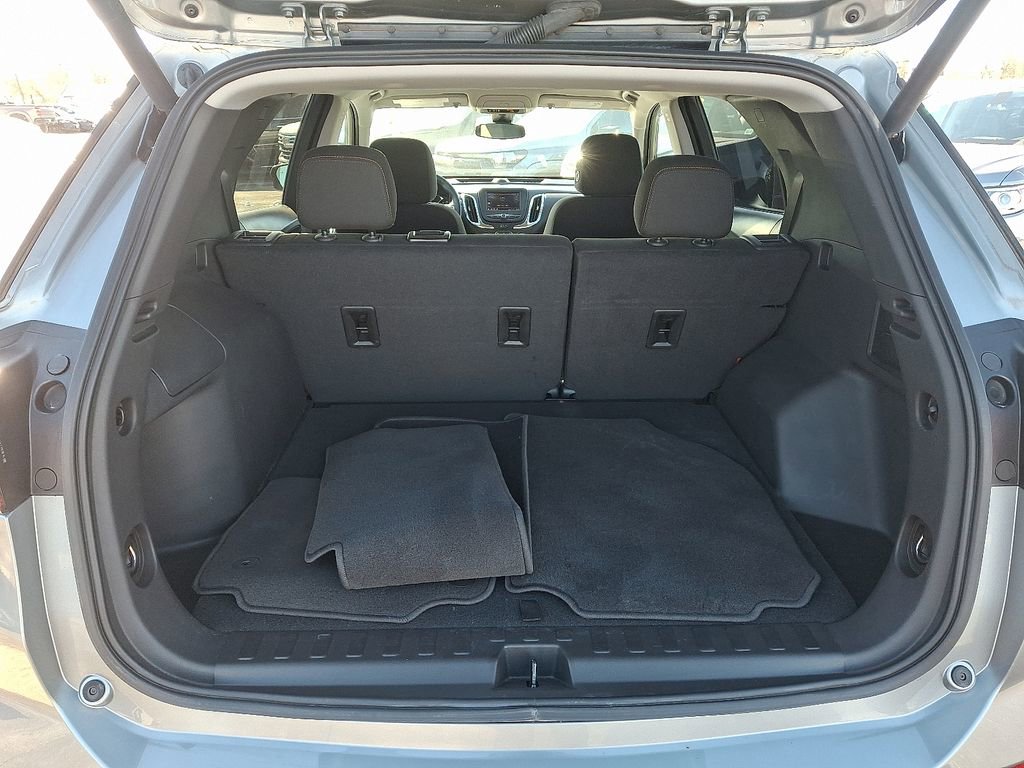 Used 2023 Chevrolet Equinox LT image 30