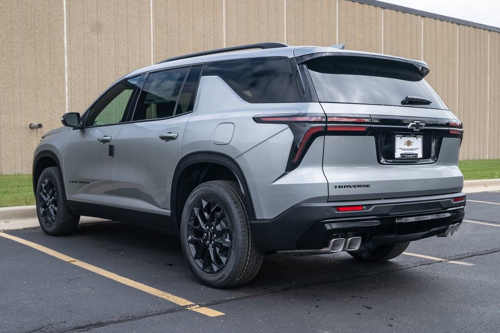 New 2026 Chevrolet Traverse LT w/ Midnight/Sport Edition image 5