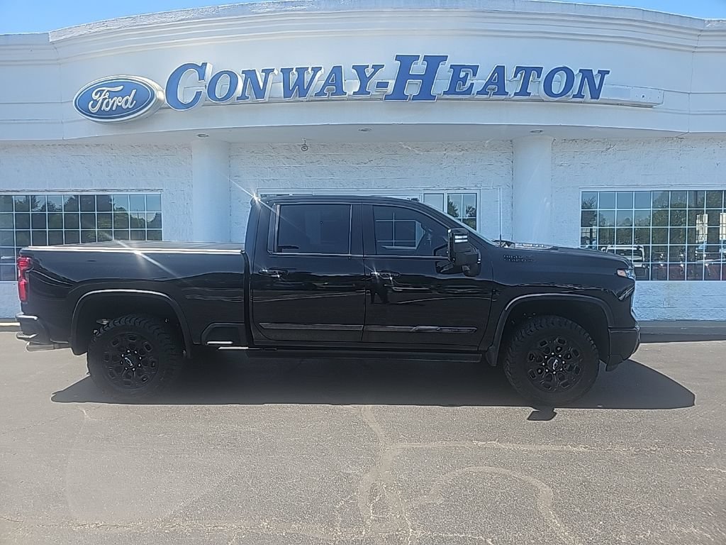 Used 2024 Chevrolet Silverado 2500 High Country w/ Midnight Edition