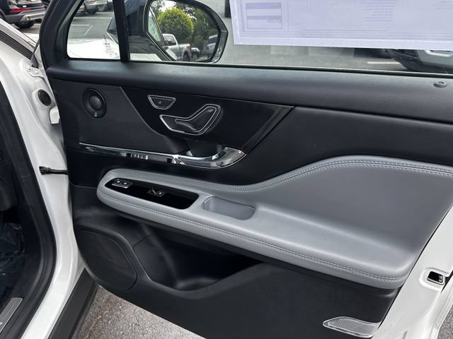 Certified 2020 Lincoln Corsair Reserve AWD/4WD image 37