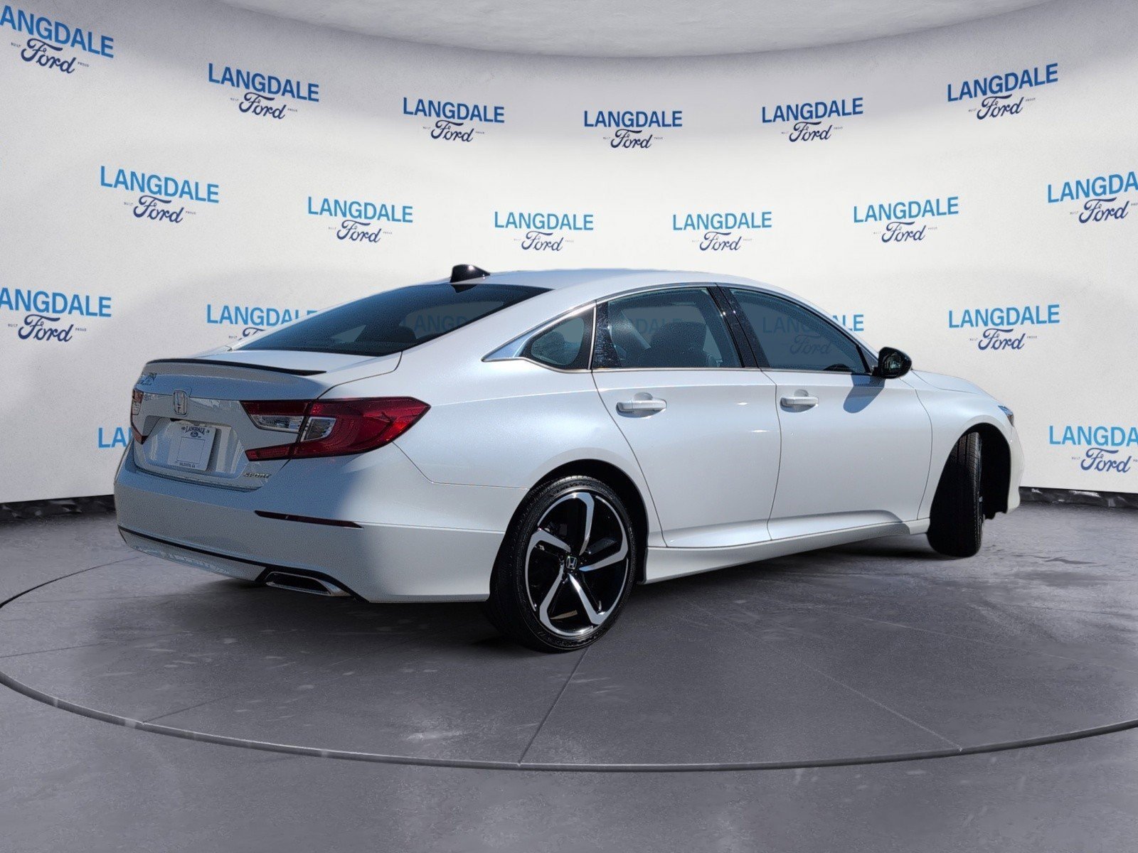Used 2022 Honda Accord Sport image 4
