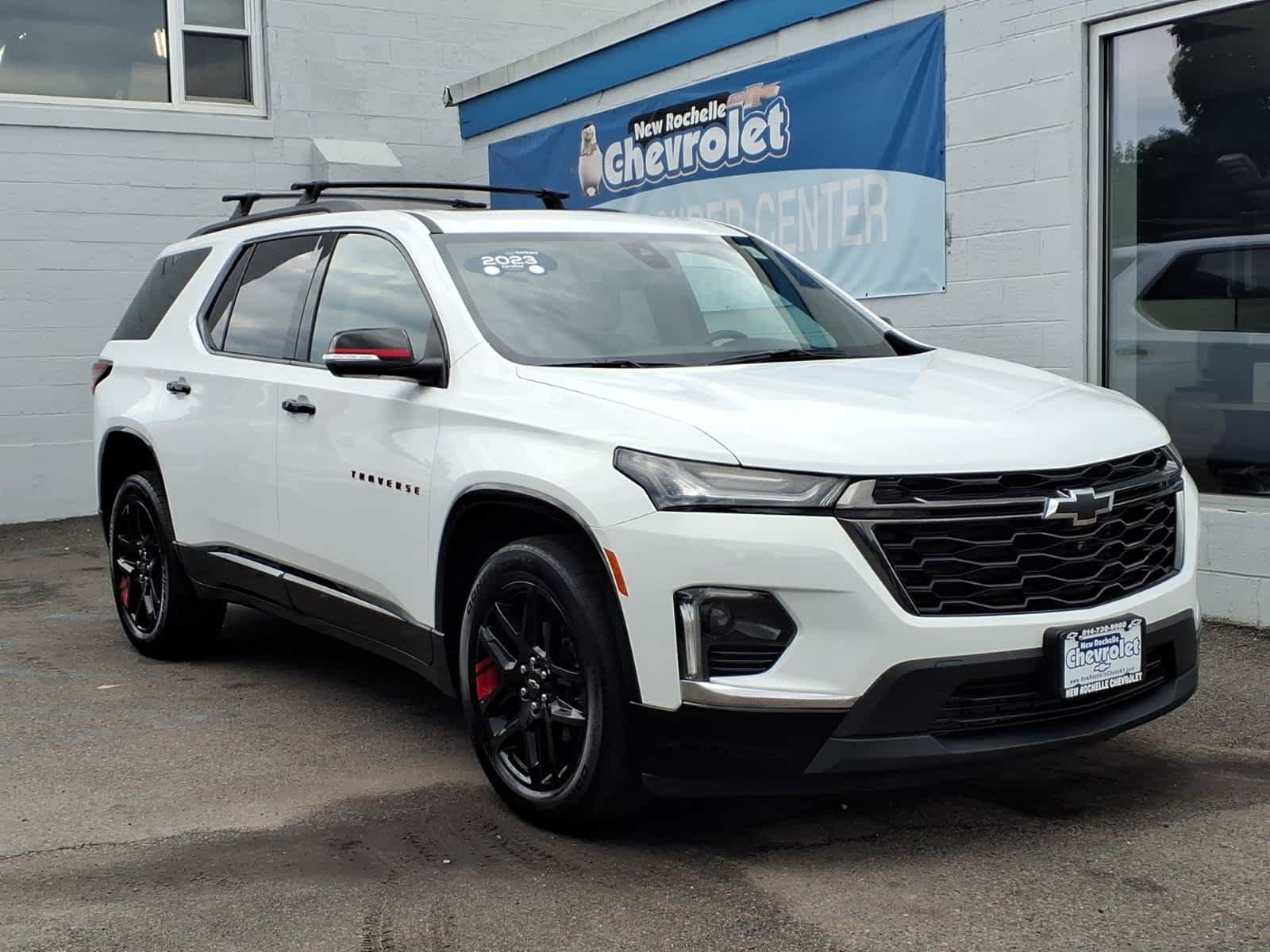 Certified 2023 Chevrolet Traverse Premier w/ Redline Edition AWD/4WD image 1