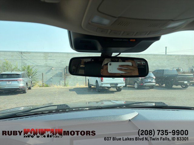 Used 2024 Ford Expedition XLT AWD/4WD image 21