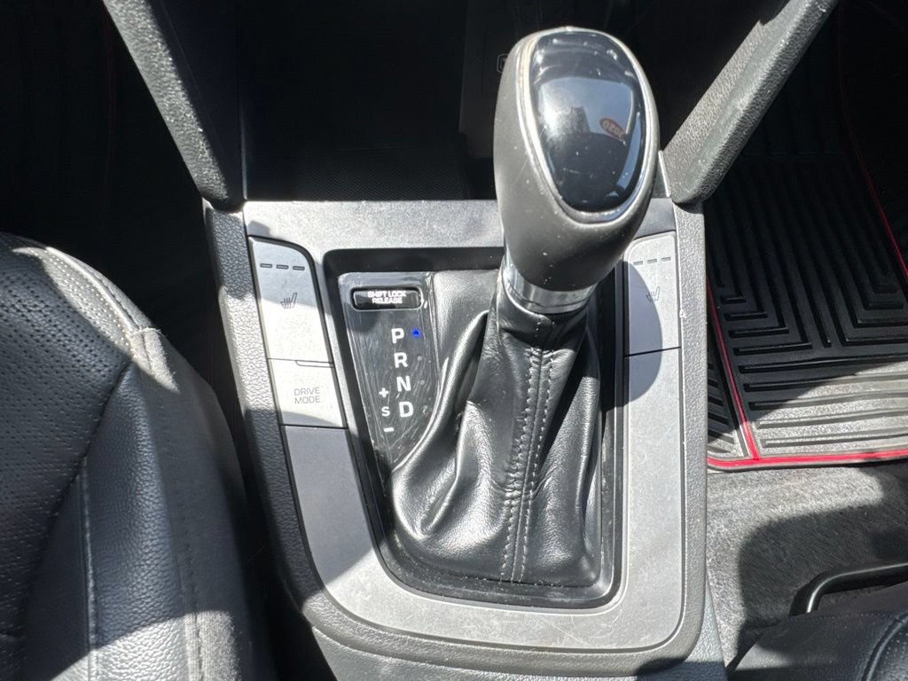 Used 2020 Hyundai Elantra Limited w/ Ultimate Package 03 FWD image 32