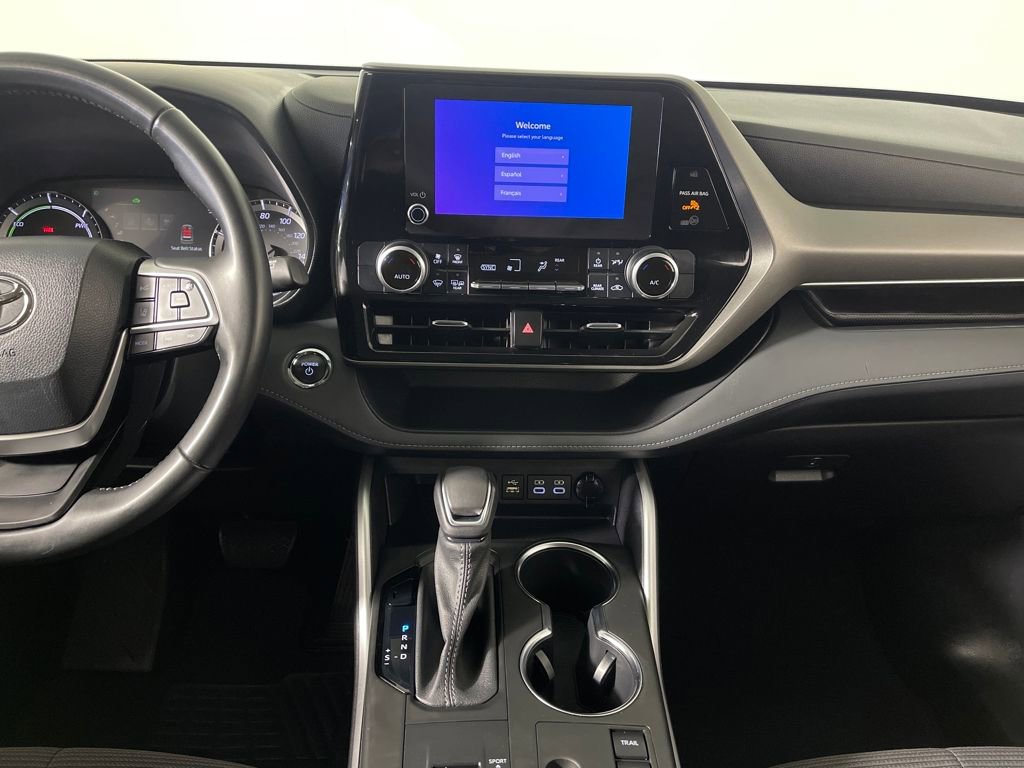 Certified 2023 Toyota Highlander LE image 15