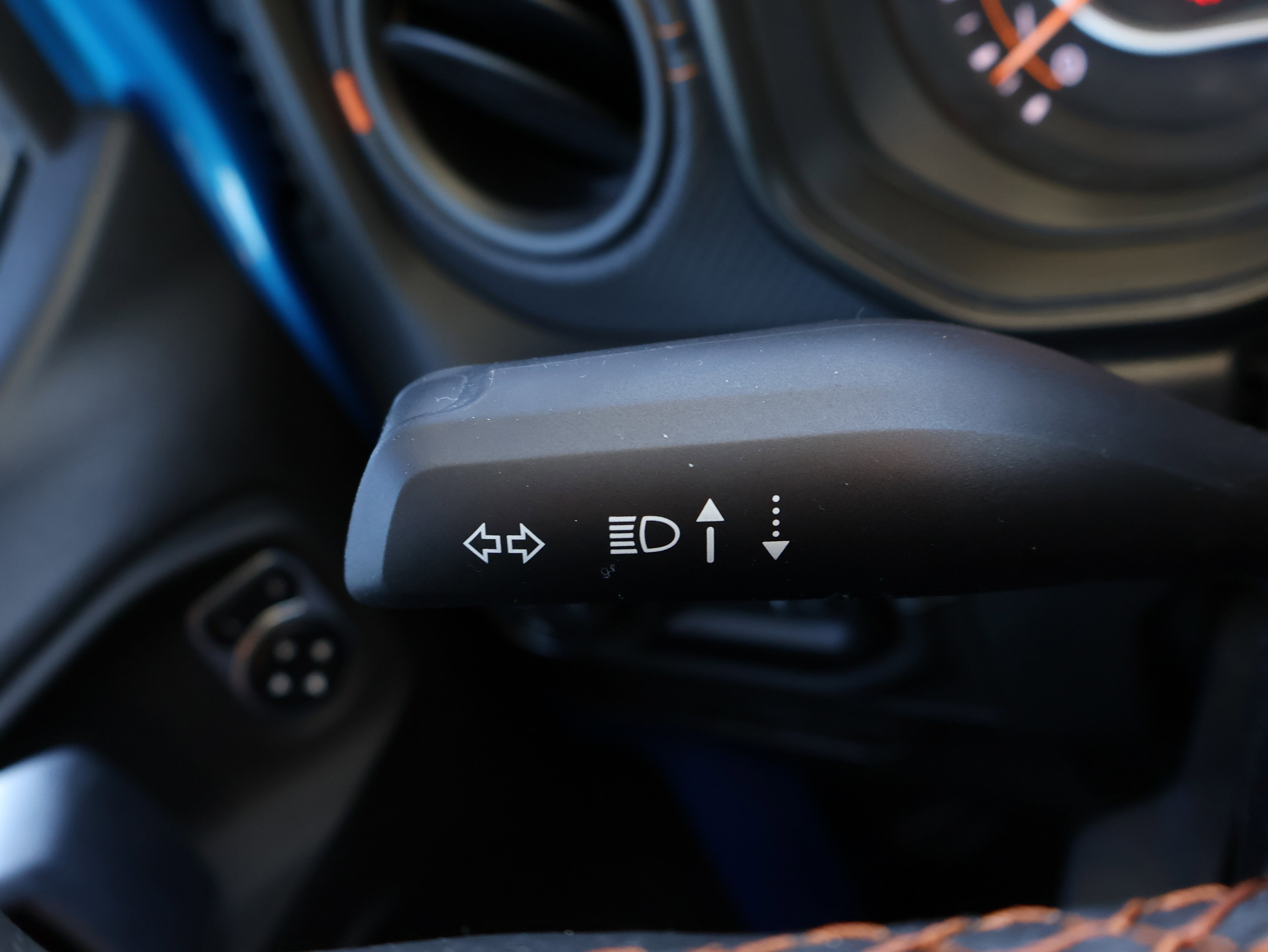 Used 2024 Jeep Gladiator Mojave w/ Technology Group image 36