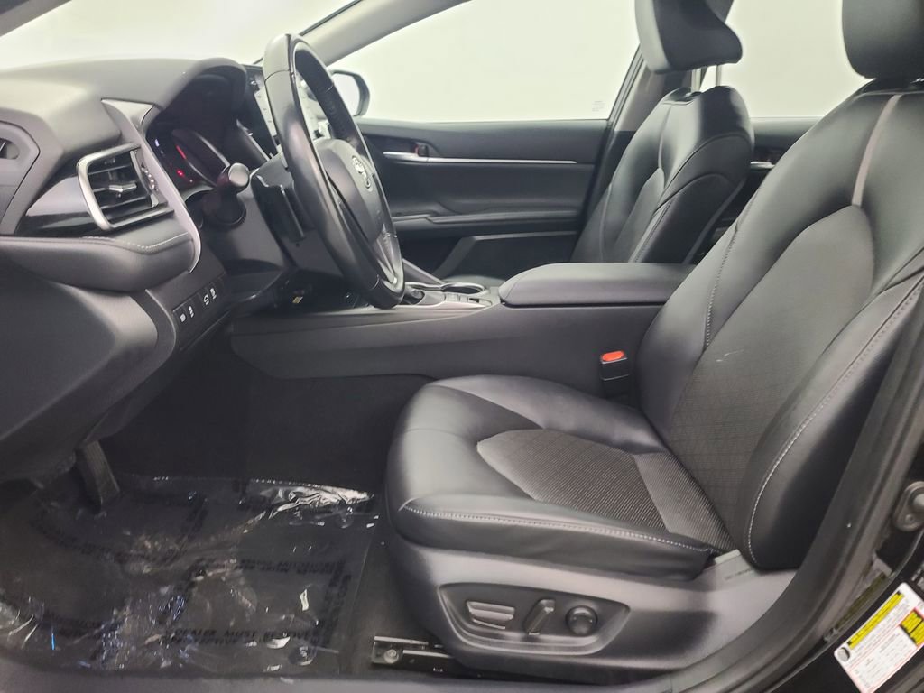 Used 2023 Toyota Camry XSE image 24