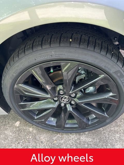 Used 2026 Toyota Corolla SE w/ SE Premium Package image 21