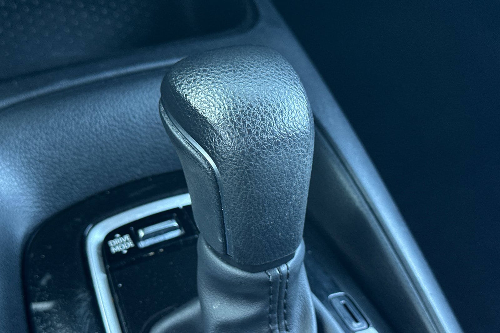 Certified 2024 Toyota Corolla SE FWD image 20