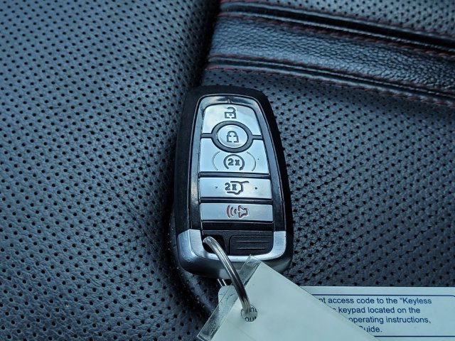 Used 2021 Ford Expedition Limited RWD image 30