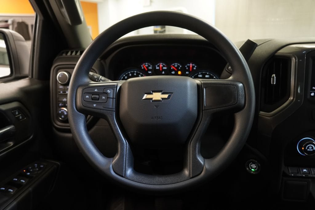 New 2026 Chevrolet Silverado 1500 Custom w/ Turbomax Blackout Package AWD/4WD image 16