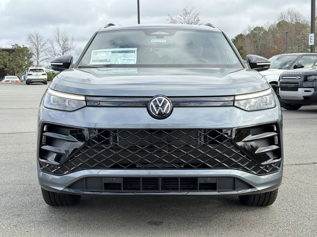 New 2026 Volkswagen Tiguan SE R-Line image 8