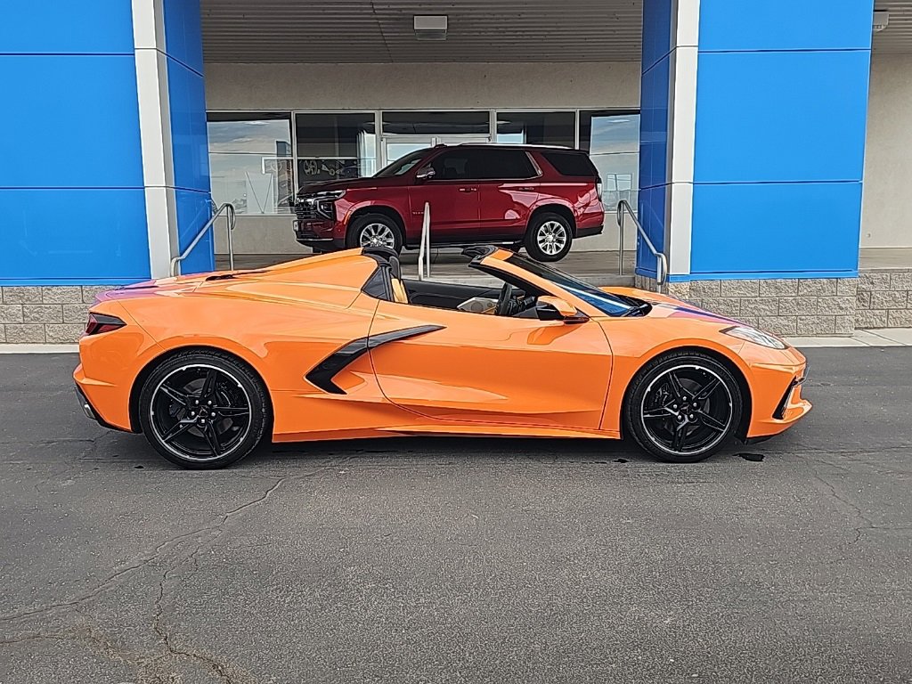 Used 2023 Chevrolet Corvette Stingray Preferred Conv w/ 2LT image 2