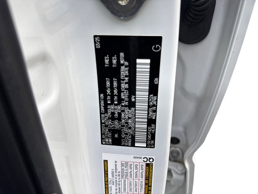 Used 2025 Toyota 4Runner SR5 AWD/4WD image 91