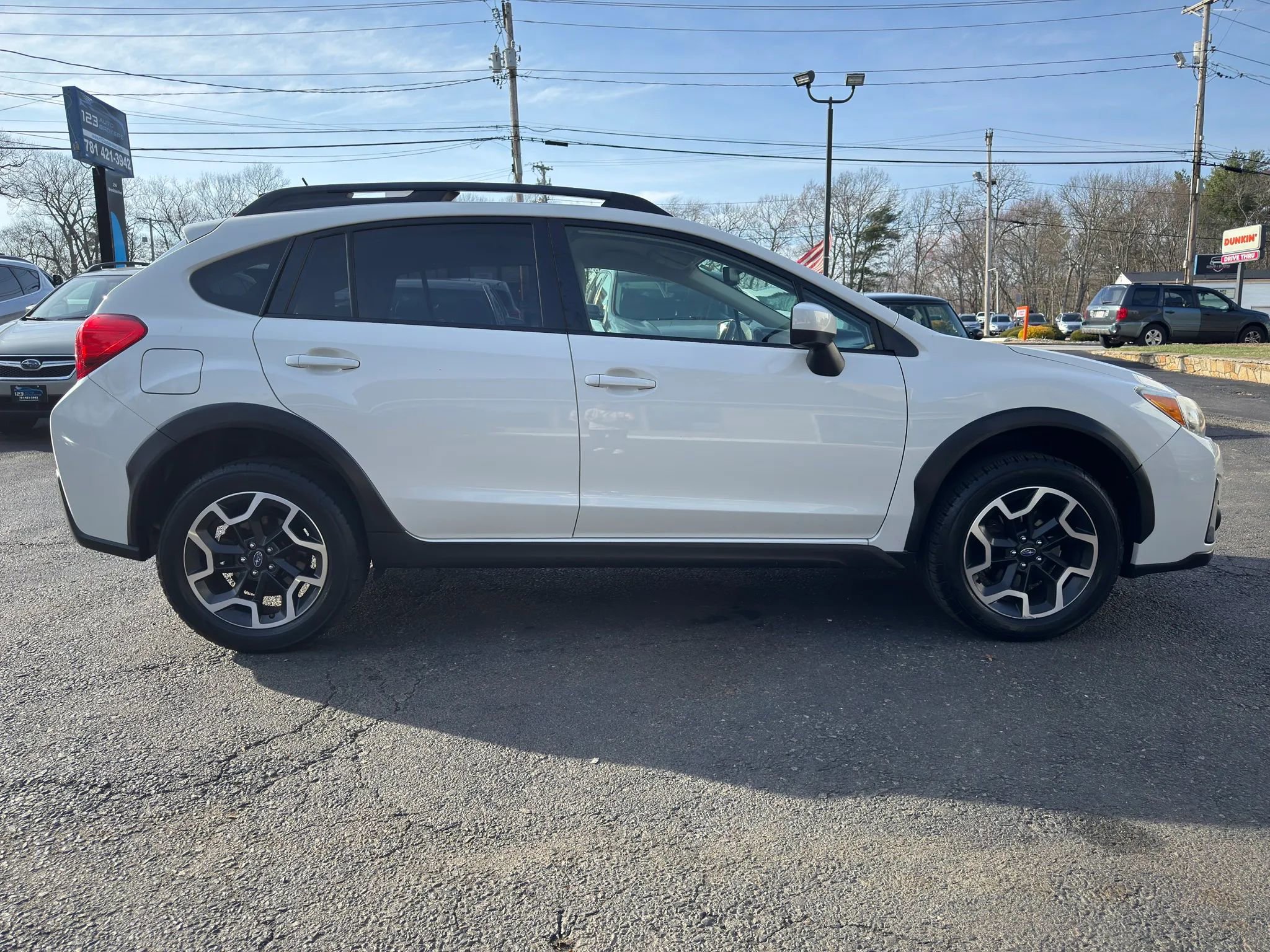 Used 2016 Subaru Crosstrek 2.0i Premium AWD/4WD image 8