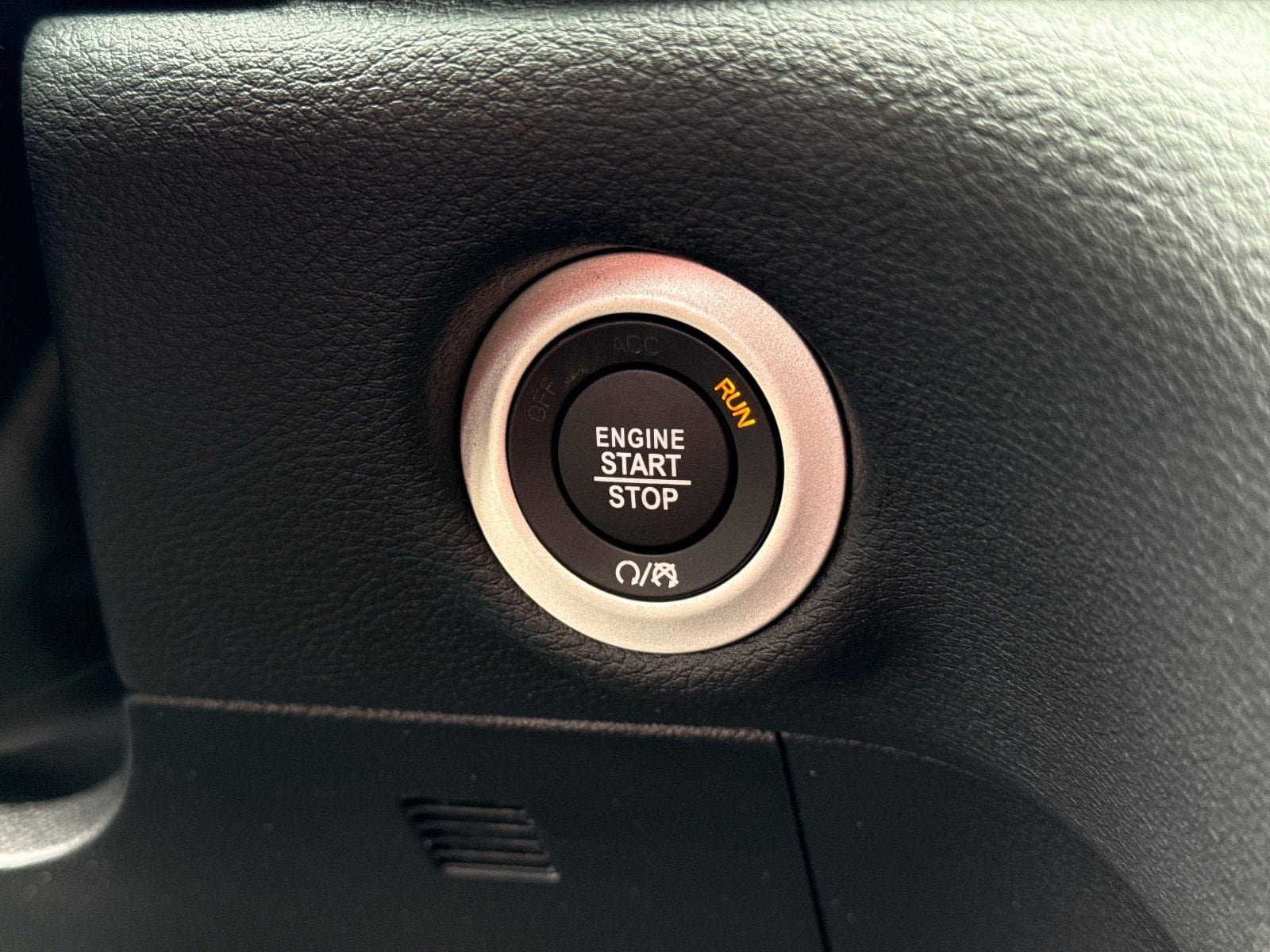 New 2026 Chrysler Pacifica Select image 29