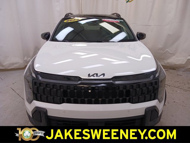 Used 2026 Kia Sportage X-Line w/ X-Line Premium Package image 3