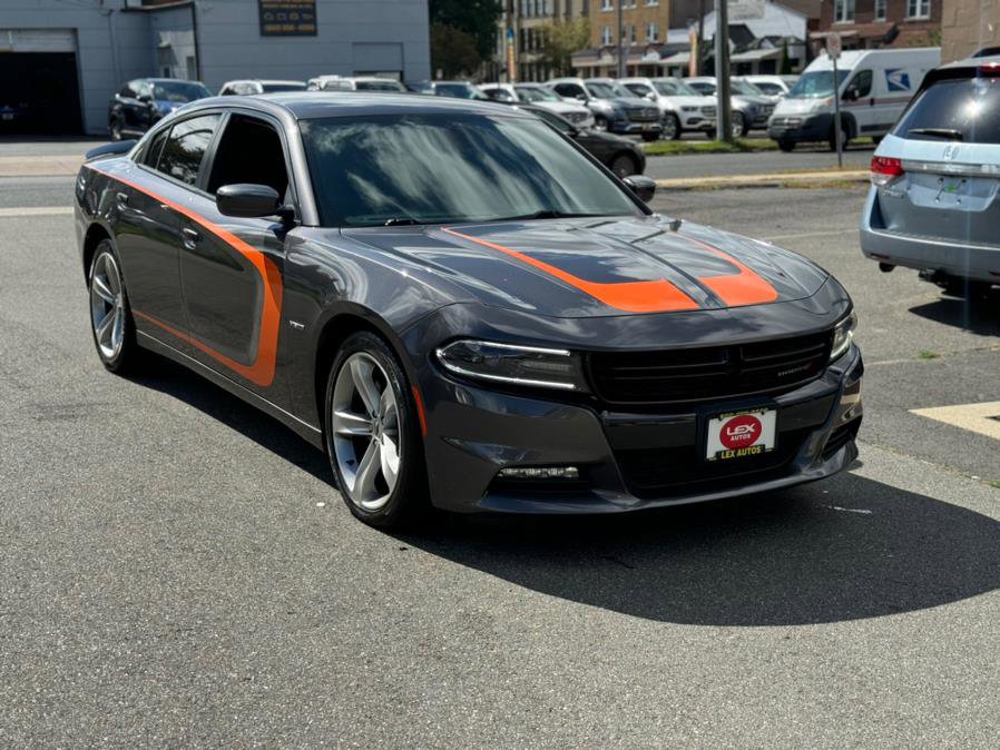 Used 2017 Dodge Charger R/T image 3