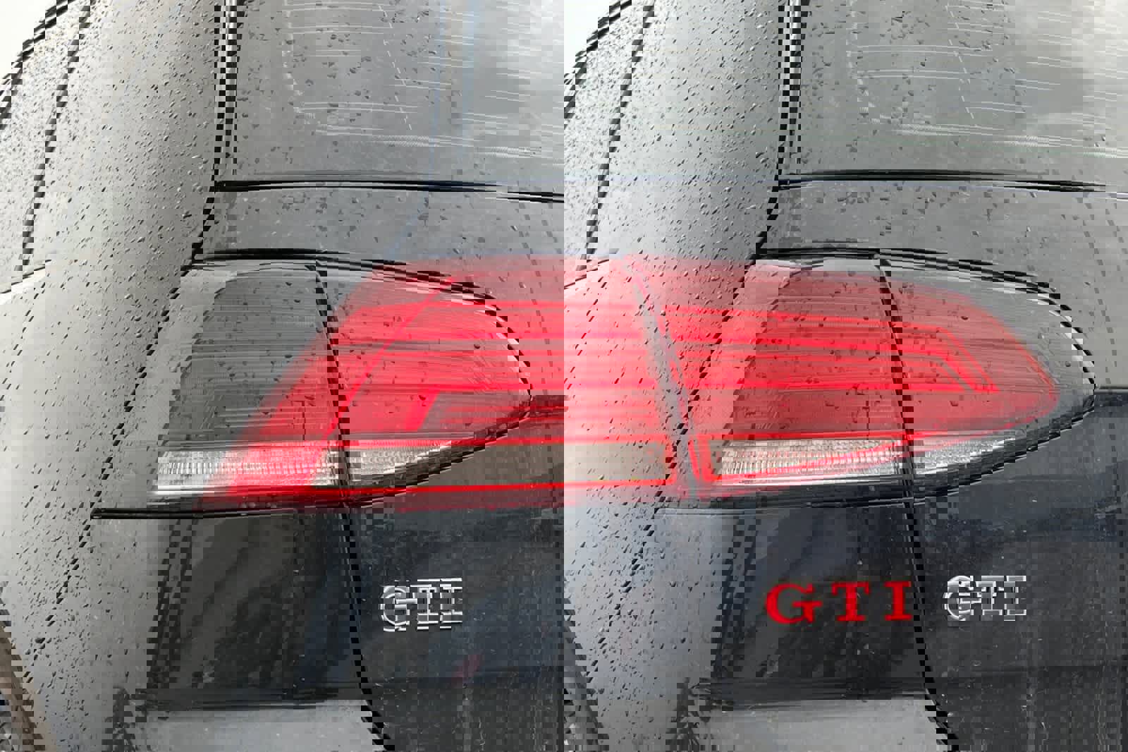 Used 2021 Volkswagen GTI S image 15