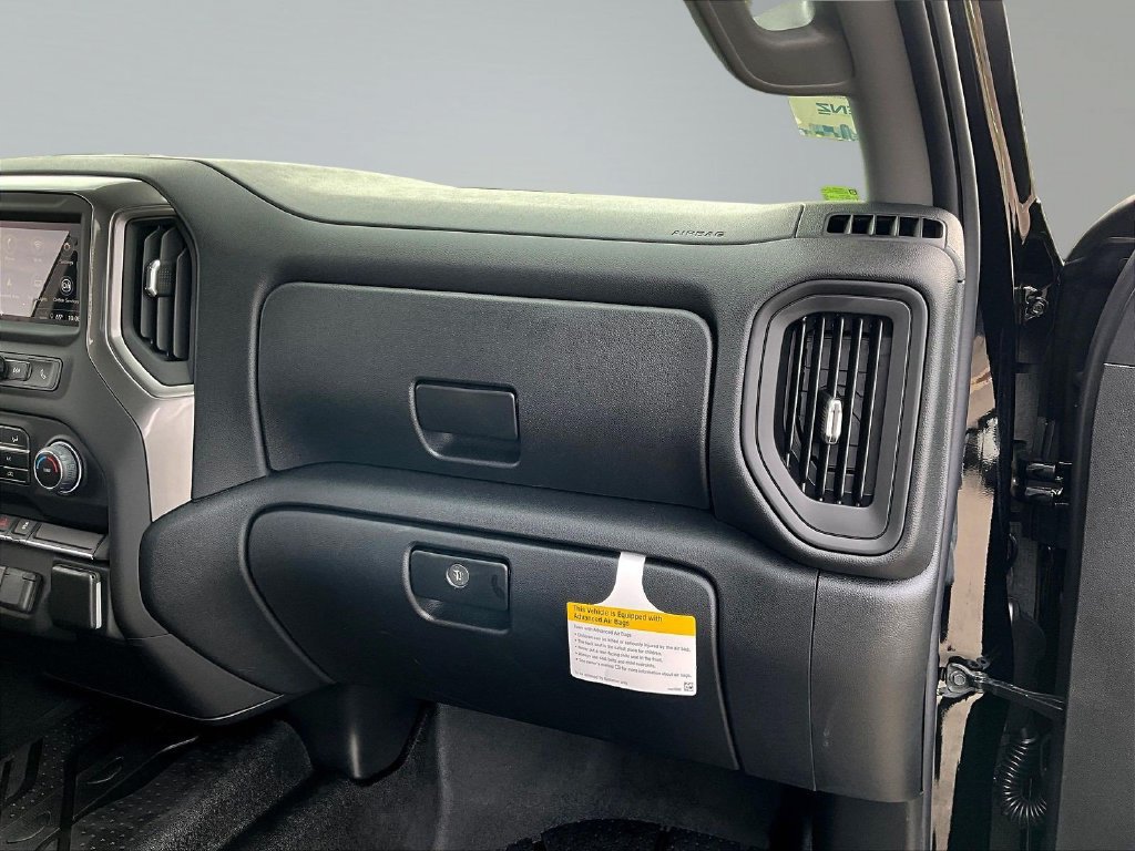 New 2026 Chevrolet Silverado 1500 Custom w/ LPO, Dark Essentials Package AWD/4WD image 29