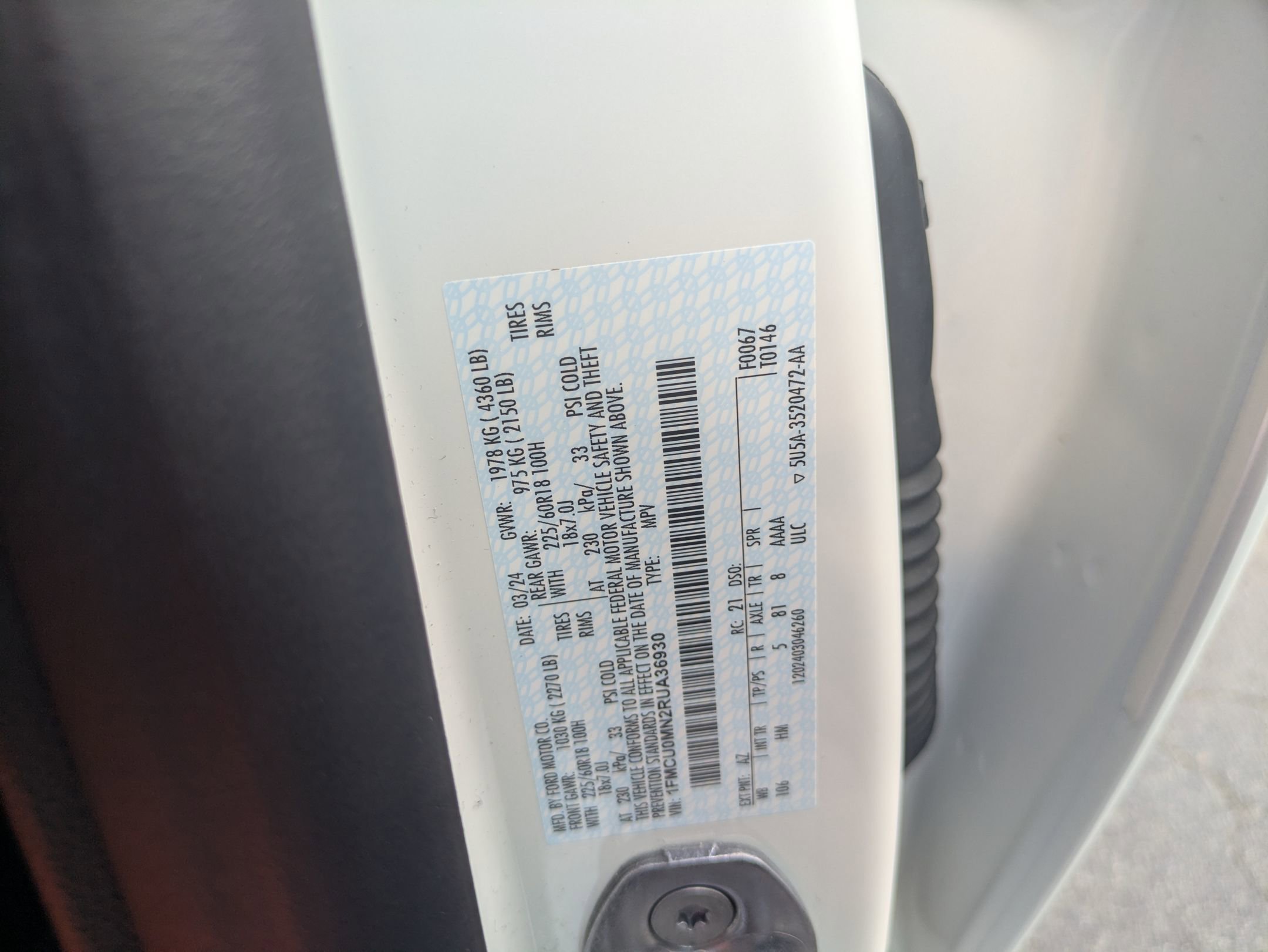 Used 2024 Ford Escape ST-Line w/ Tech Pack #1 FWD image 32