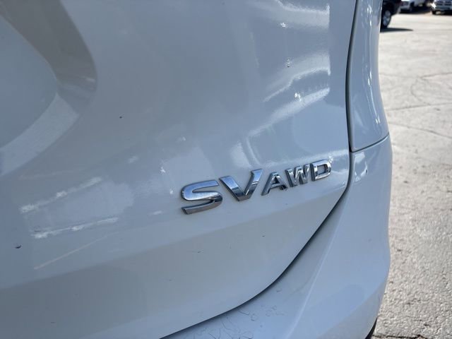 Used 2016 Nissan Rogue SV w/ SV Premium Package image 9