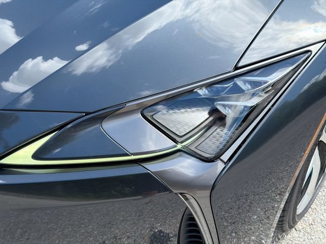 Used 2018 Lexus LC 500 Coupe w/ Performance Package RWD image 9