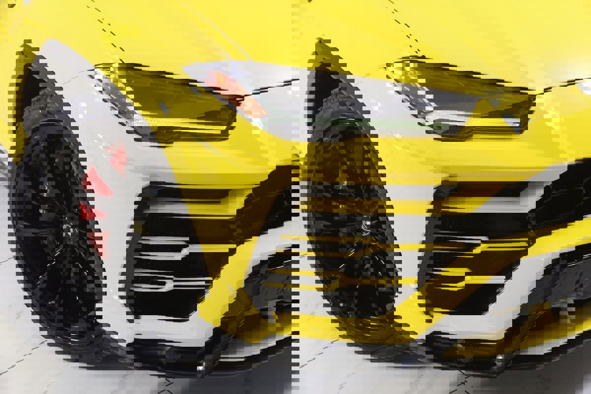 Used 2019 Lamborghini Urus image 25