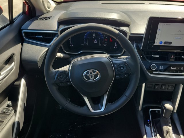 Used 2023 Toyota Corolla Cross XLE w/ Convenience Package FWD image 19