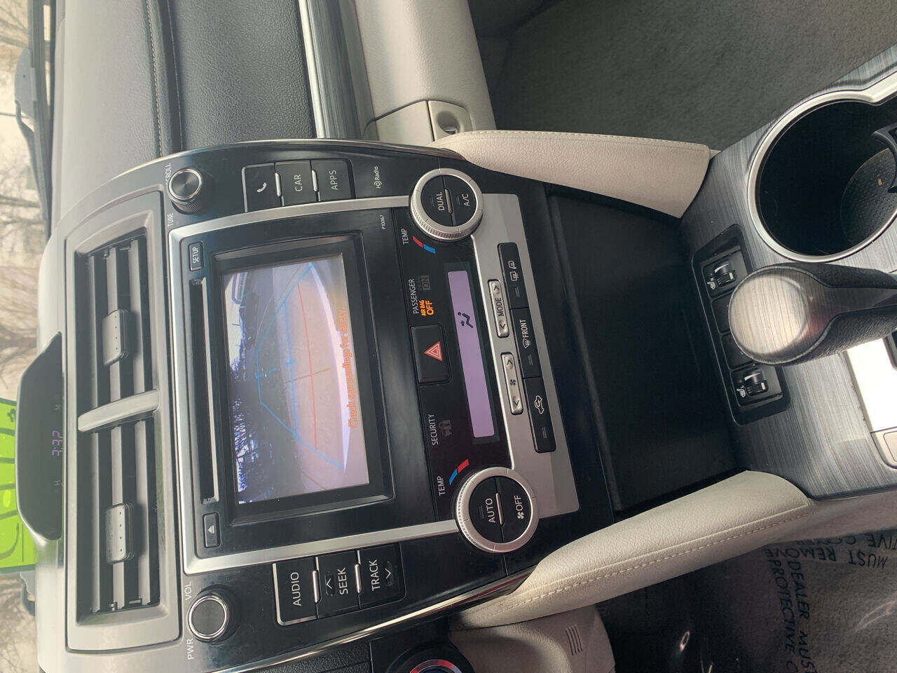 Used 2012 Toyota Camry XLE image 18