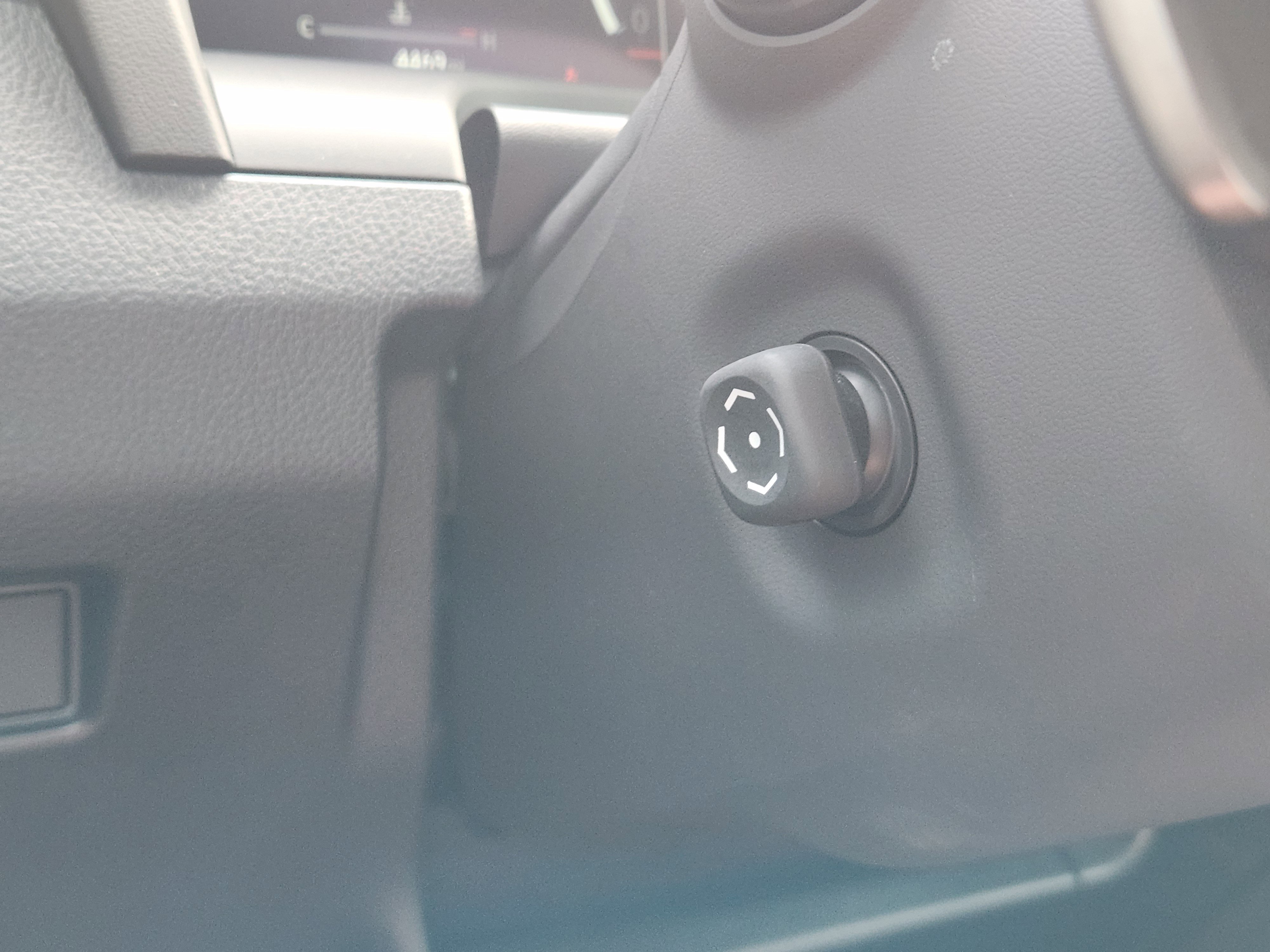 Used 2025 Lexus GX 550 image 28