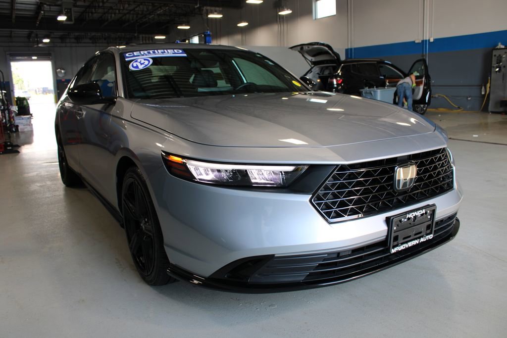 Used 2023 Honda Accord Sport image 4