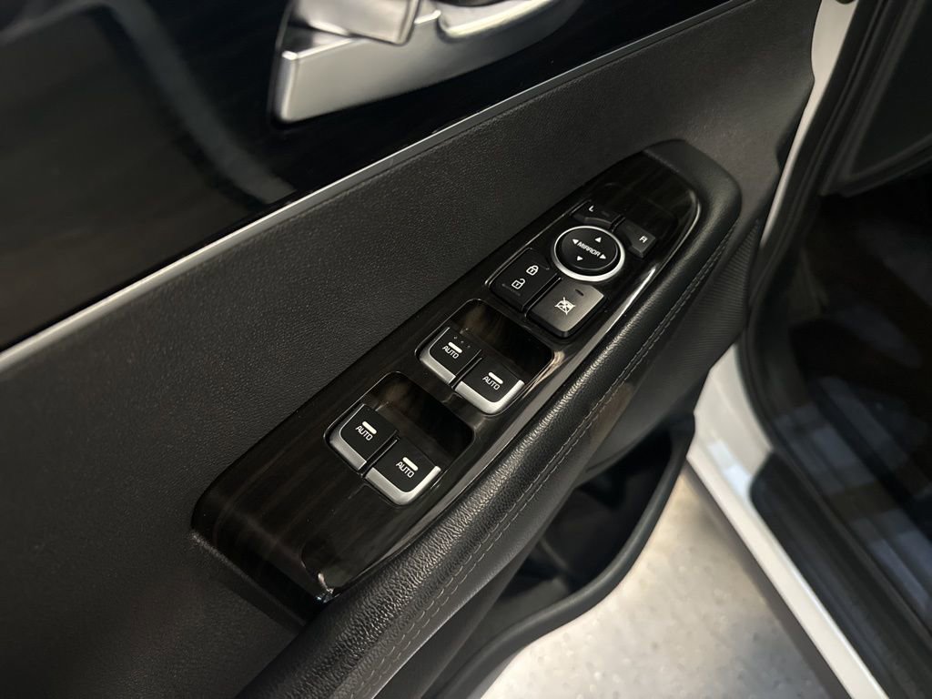 Used 2019 Kia Sorento EX image 20