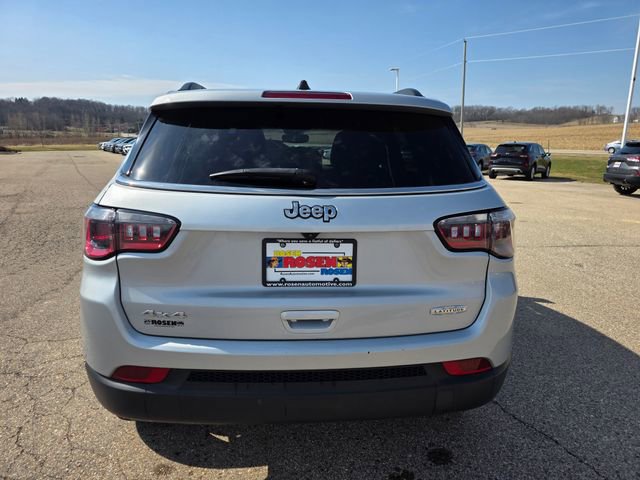 Used 2024 Jeep Compass Latitude image 22