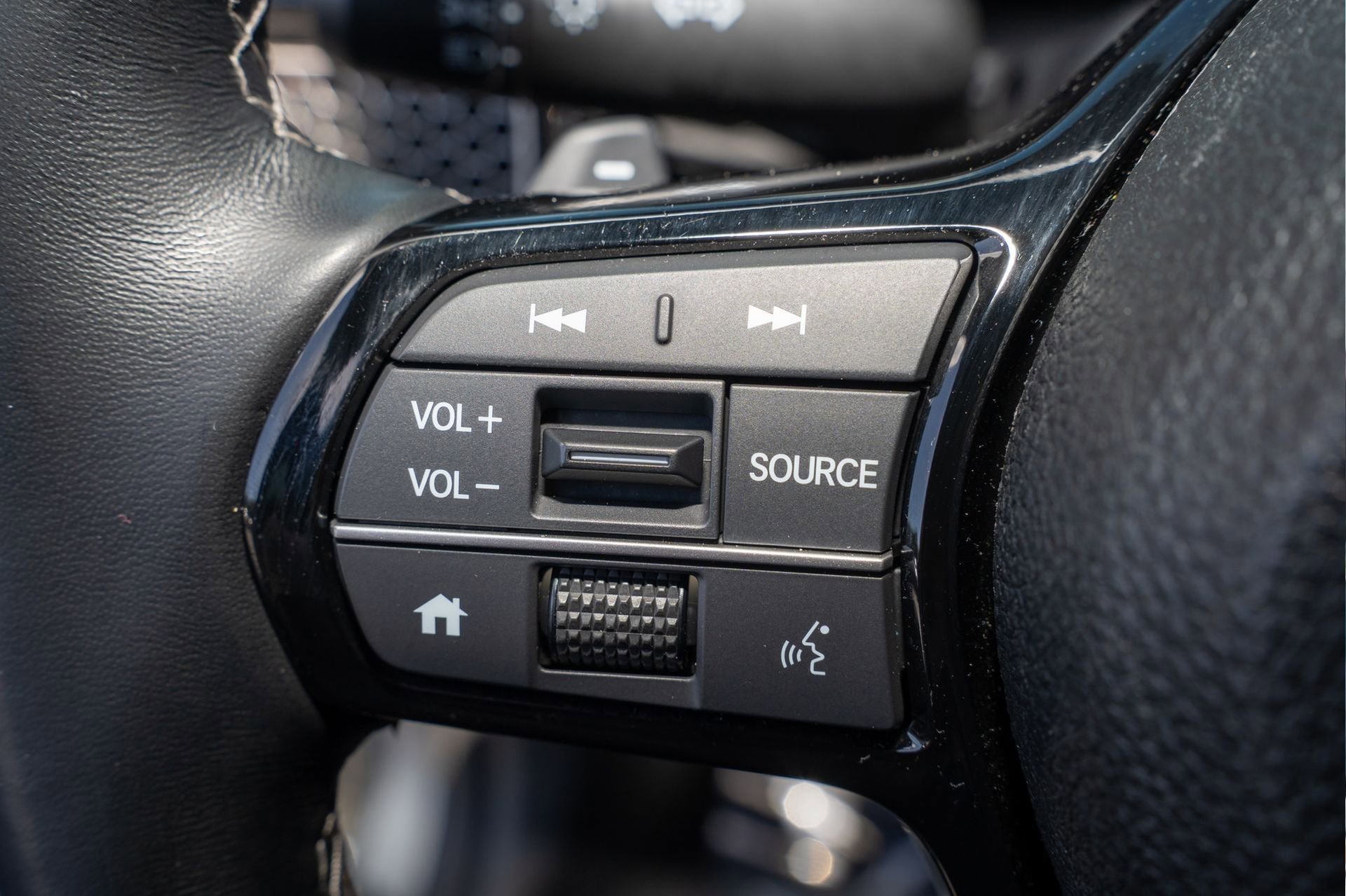 Used 2025 Honda Civic Sport image 28