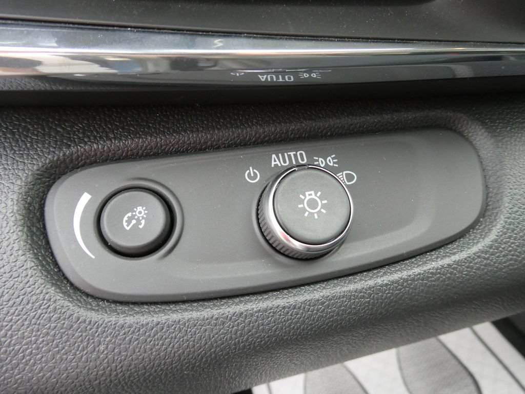 Certified 2026 Buick Envista Preferred FWD image 27
