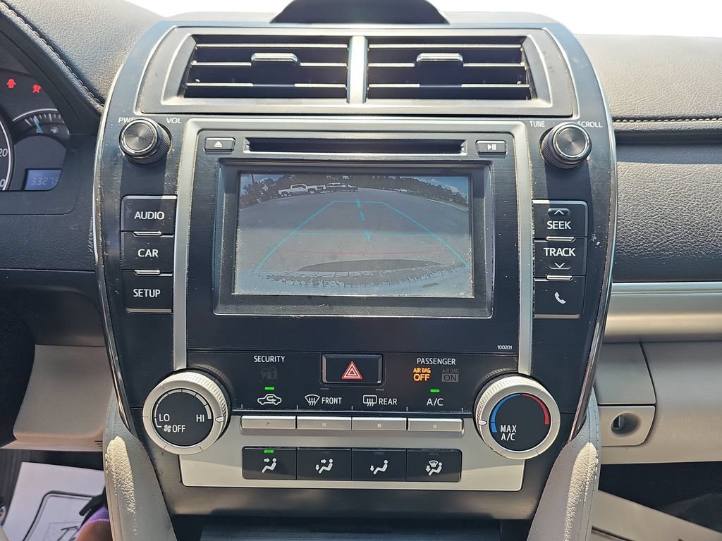 Used 2014 Toyota Camry LE FWD image 23