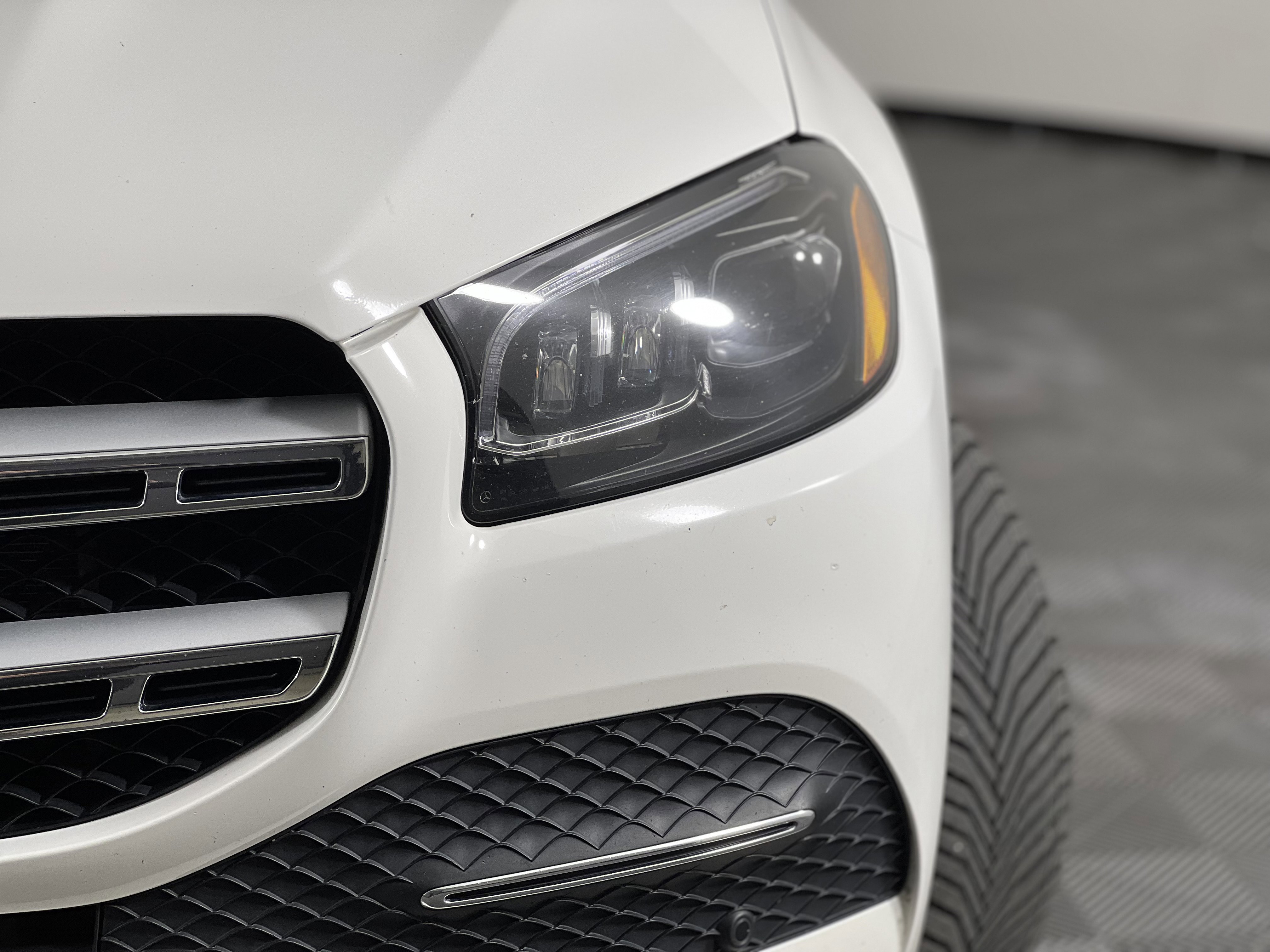 Used 2020 Mercedes-Benz GLS 450 4MATIC image 7