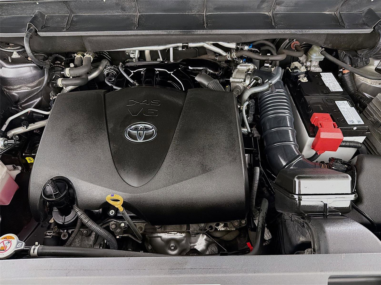 Used 2022 Toyota Highlander XLE AWD/4WD image 33