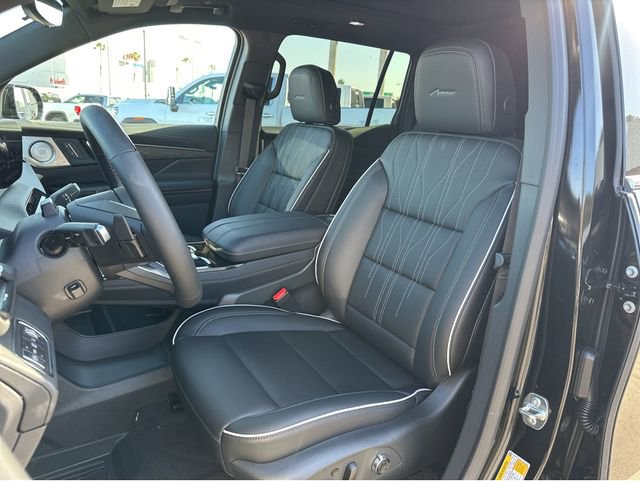 New 2026 Buick Enclave Avenir image 25