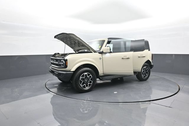 Certified 2025 Ford Bronco Outer Banks AWD/4WD image 43
