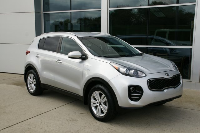Used 2019 Kia Sportage LX w/ LX Popular Package image 2