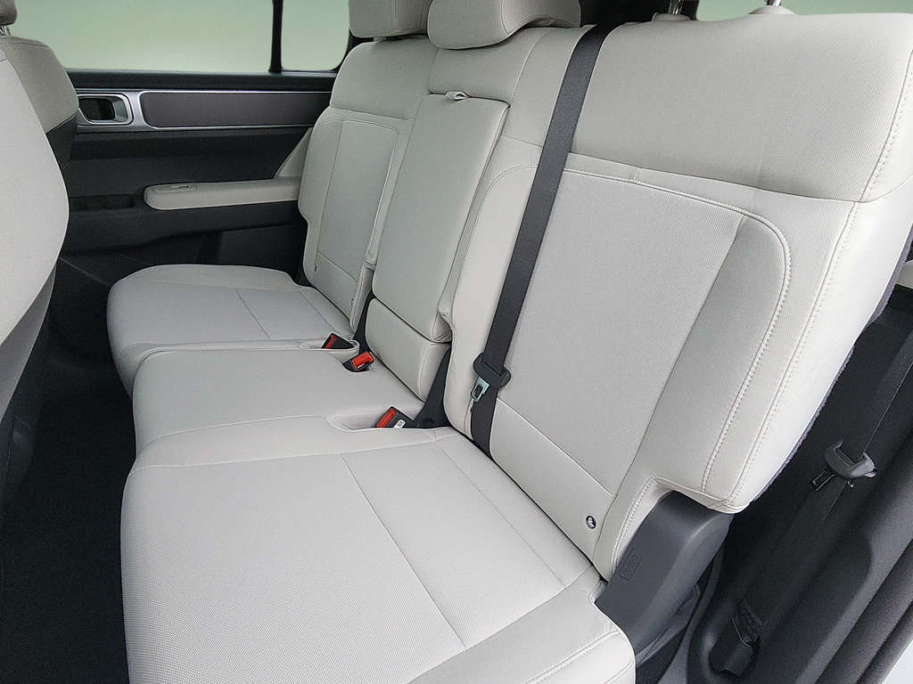 New 2026 Hyundai Santa Fe SE AWD/4WD image 14