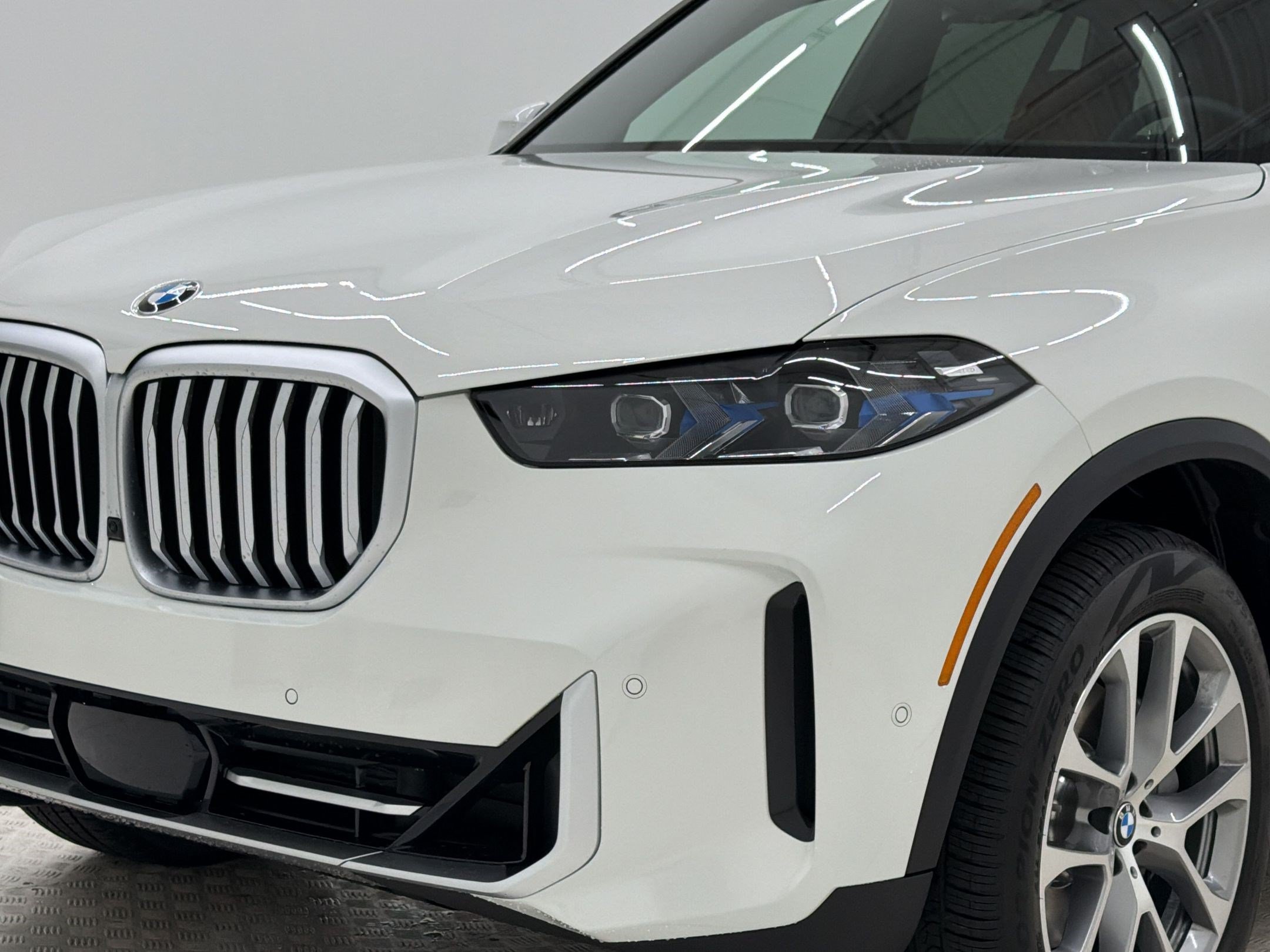 New 2026 BMW X5 sDrive40i w/ Premium Package RWD image 12