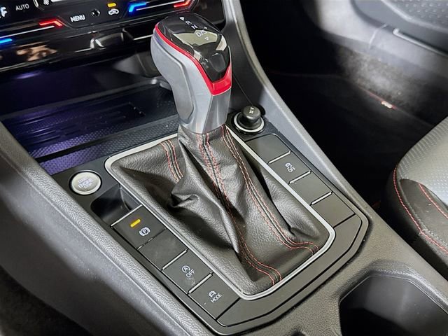 Used 2025 Volkswagen Jetta GLI Autobahn image 14