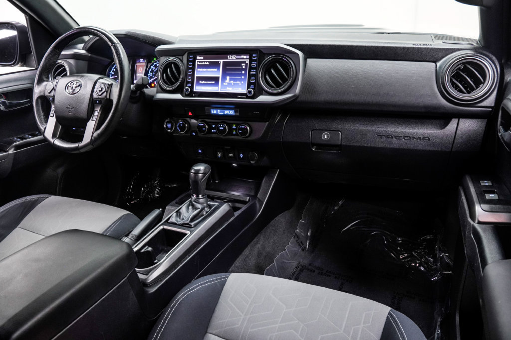 Used 2021 Toyota Tacoma TRD Sport AWD/4WD image 22