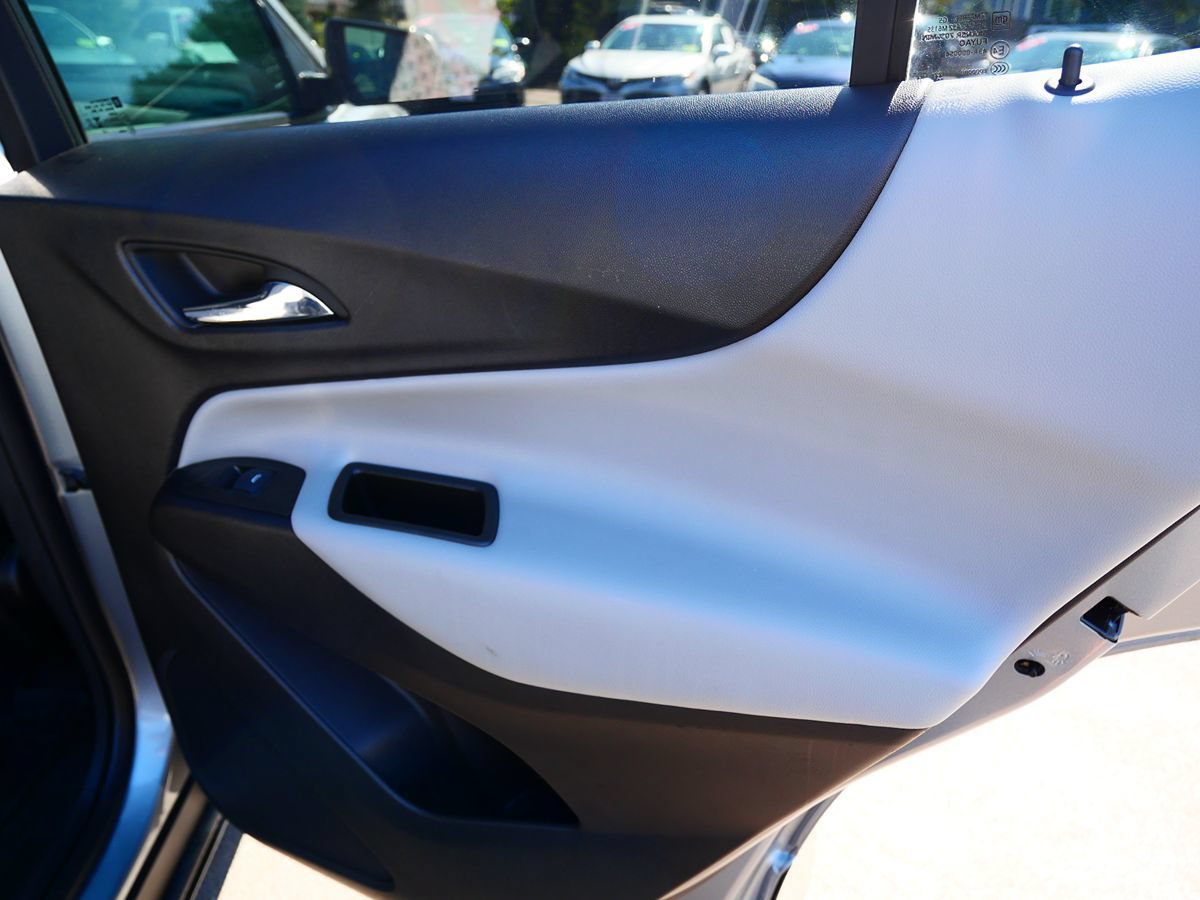 Used 2023 Chevrolet Equinox LS w/ LPO, Floor Liner Package AWD/4WD image 56