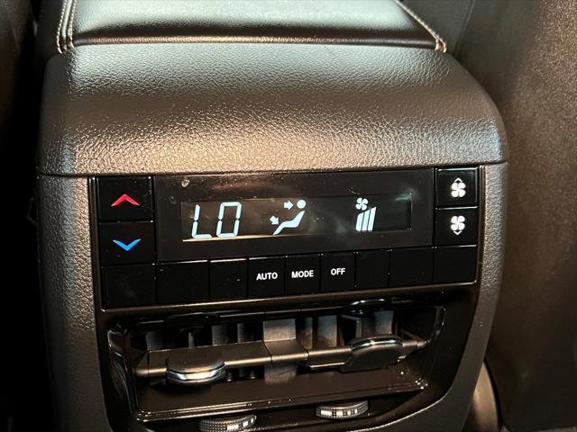 Certified 2024 Jeep Grand Cherokee L Laredo image 24