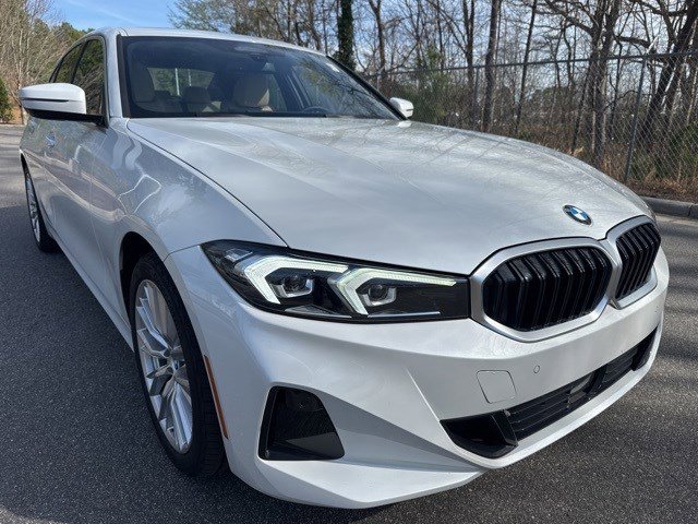 Used 2024 BMW 330i Sedan image 11